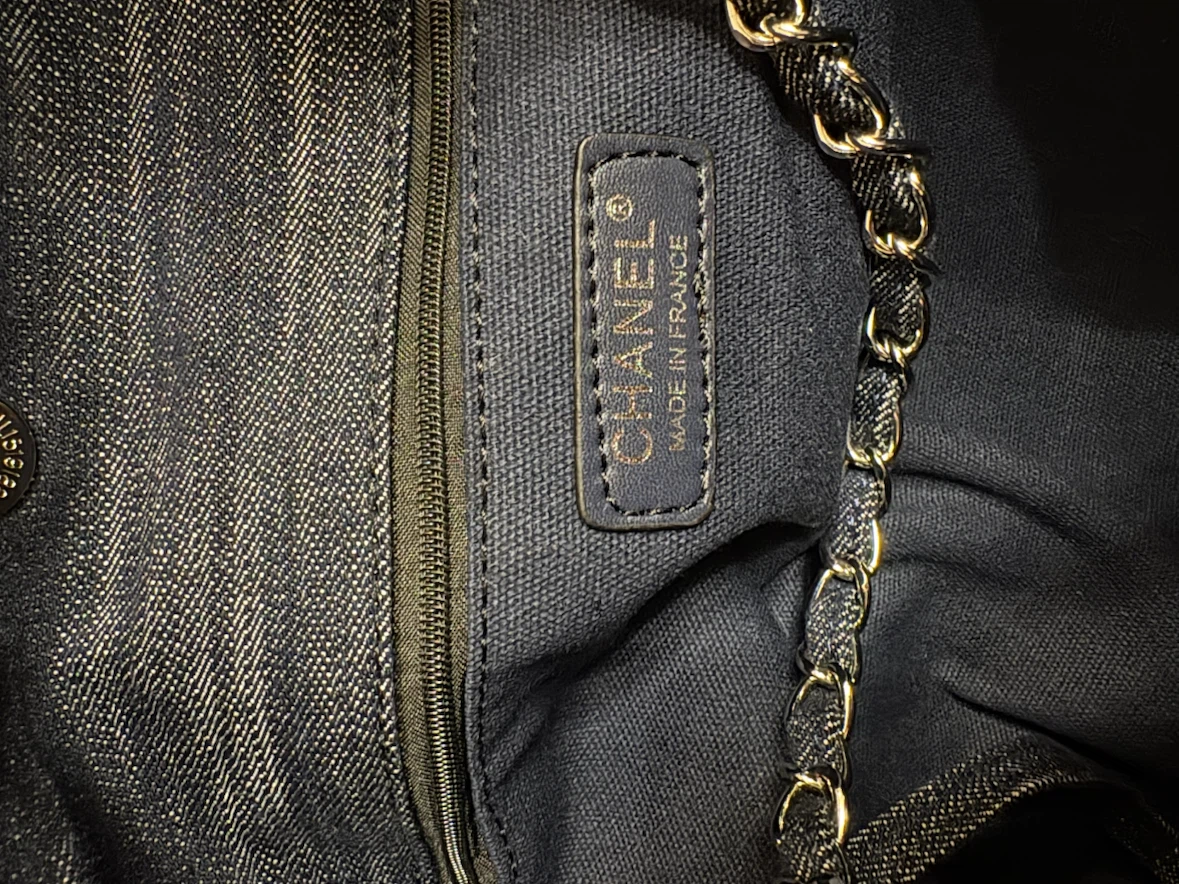 WEEKEND SALE! New Chanel Denim Chain Shoulder Bag - photo 3