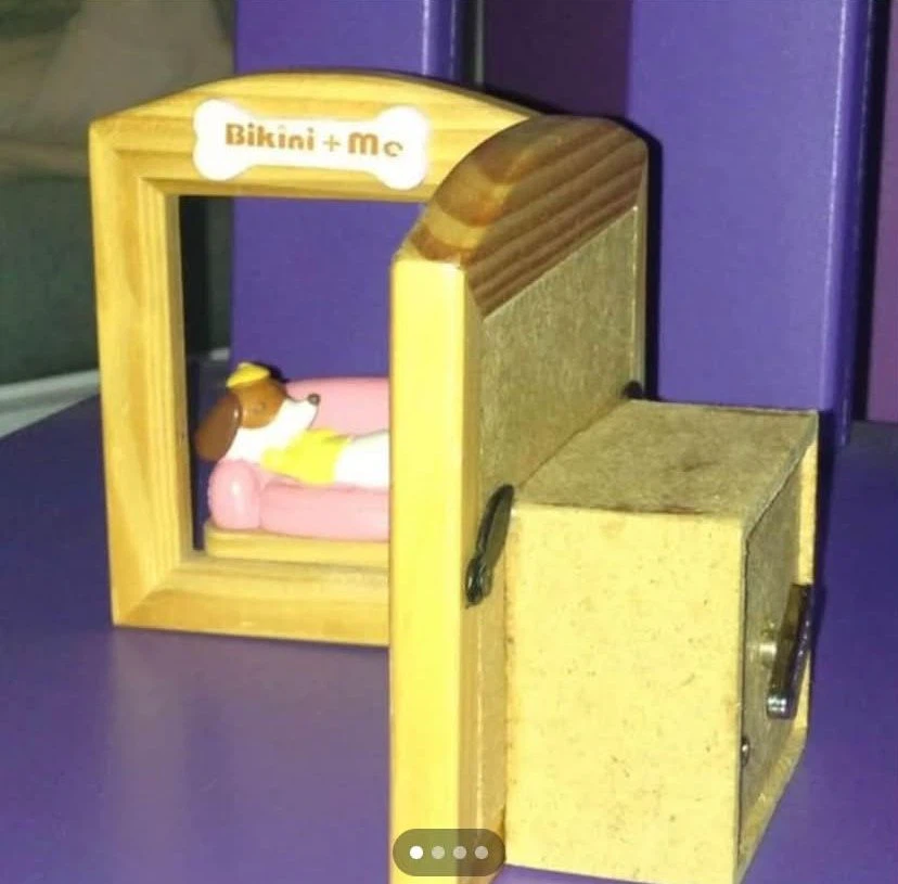 Bikini + Me Wooden Music Box - photo 3