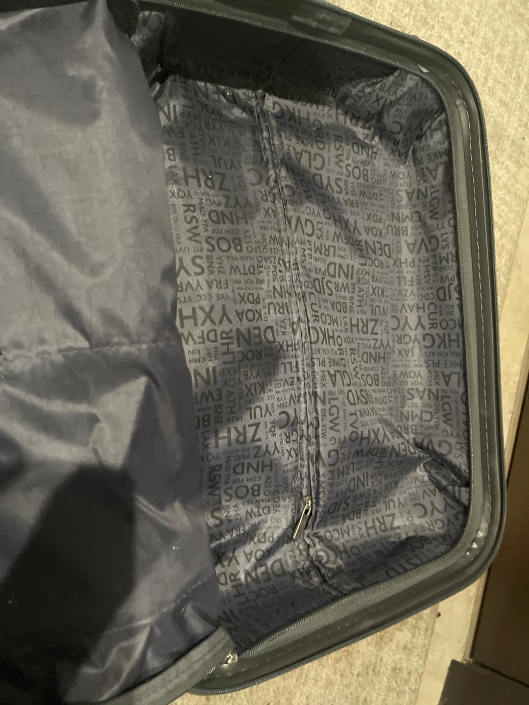 Air Canada Red Carry-On Suitcase - photo 4