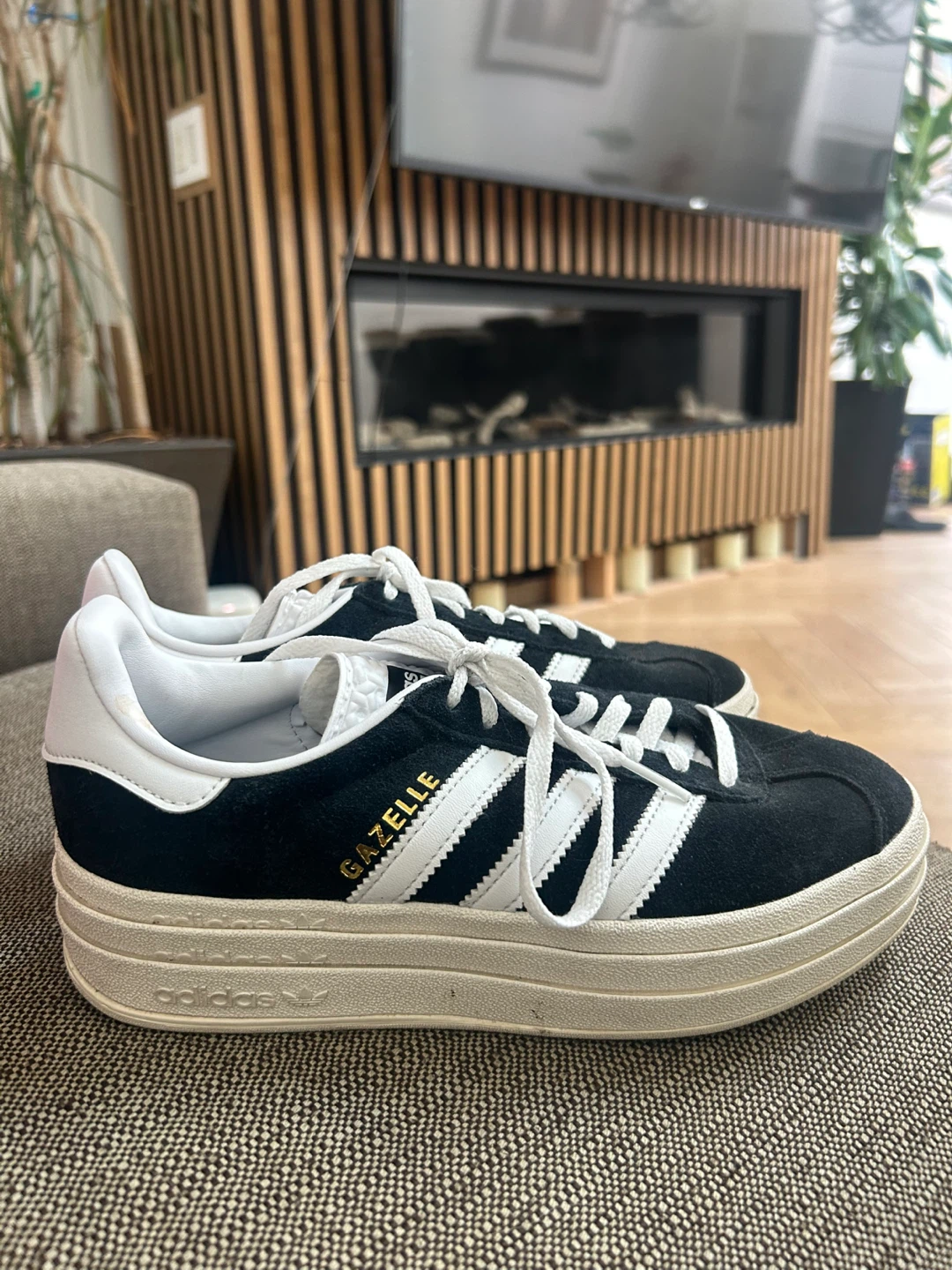 Adidas gazelle platform sneakers - size 6.5