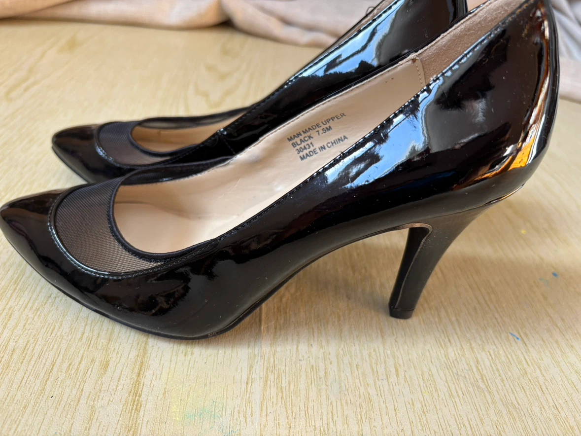 Women’s shoes - photo 2