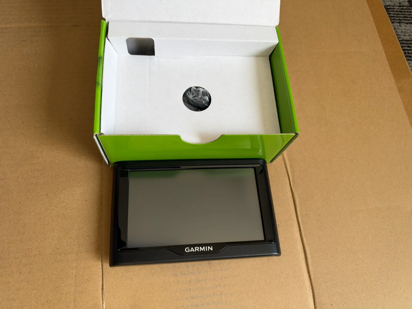 Garmin nuvi 57LM GPS Navigation System - photo 3