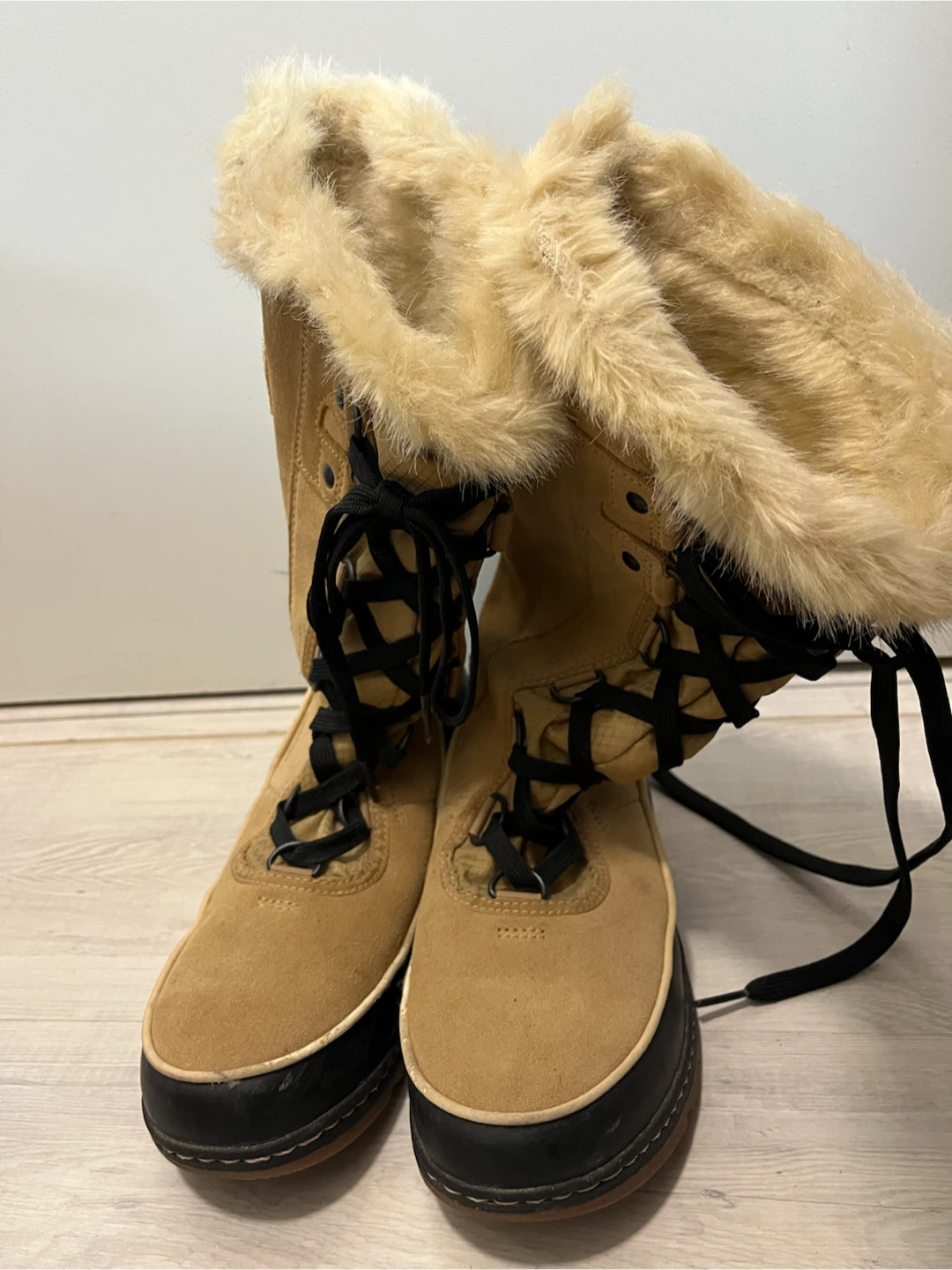 Sorel Waterproof Winter Boots Size 7.5