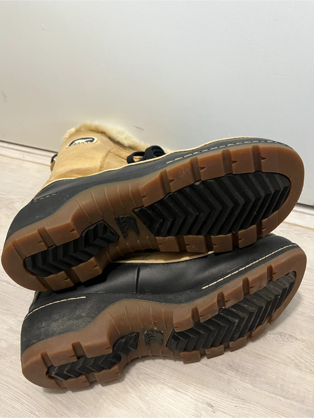 Sorel Waterproof Winter Boots Size 7.5 - photo 4