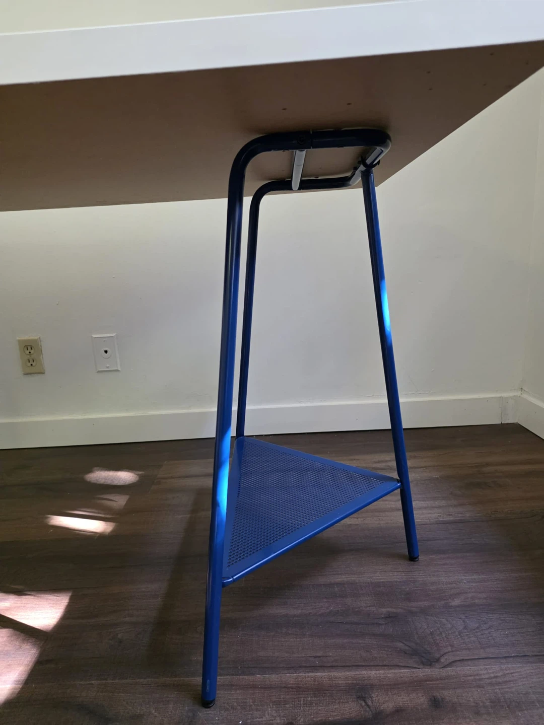 IKEA LAGKAPTEN / MITTBACK desk - photo 4