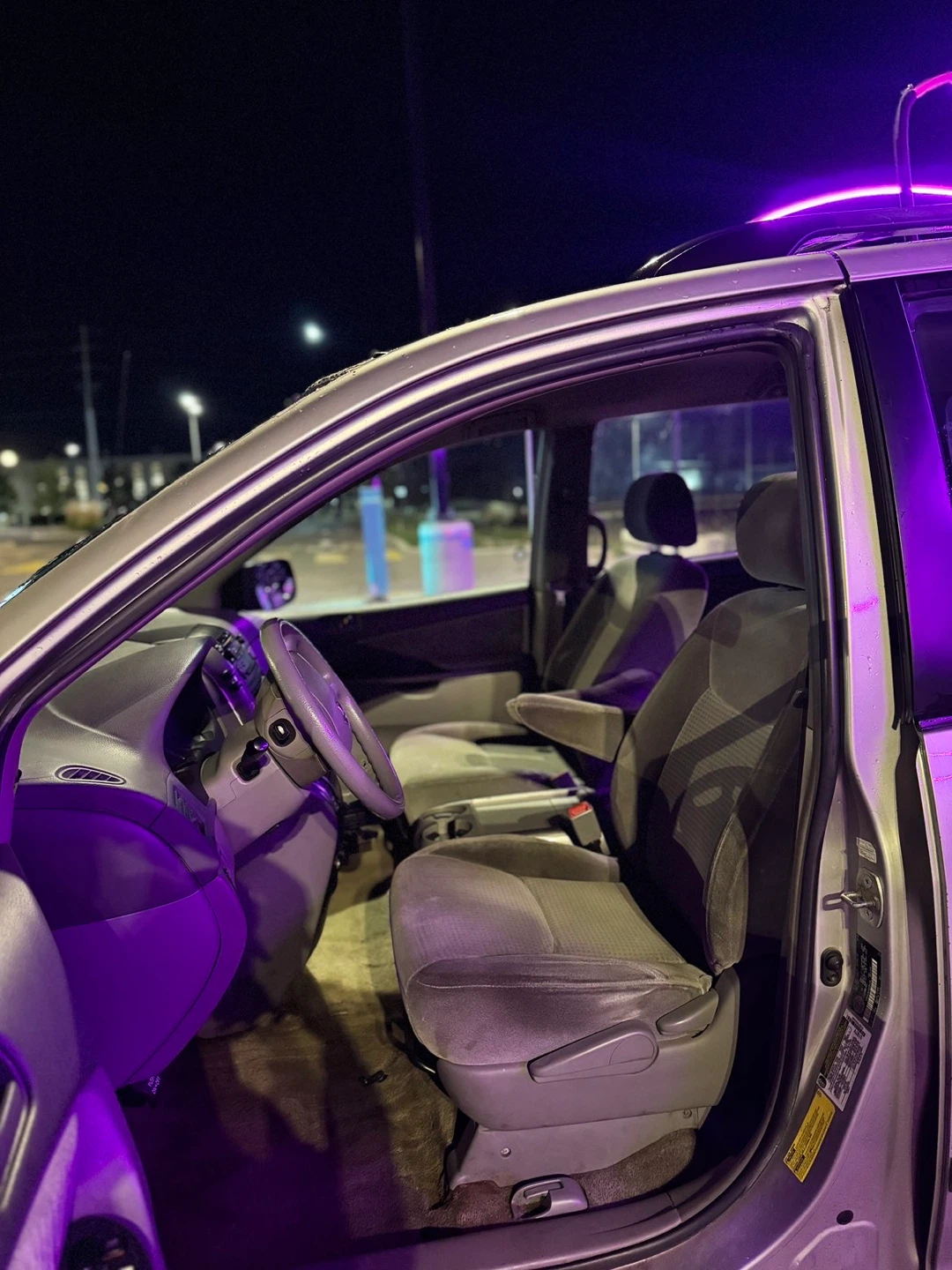 2006 Toyota Sienna LE Minivan - photo 5
