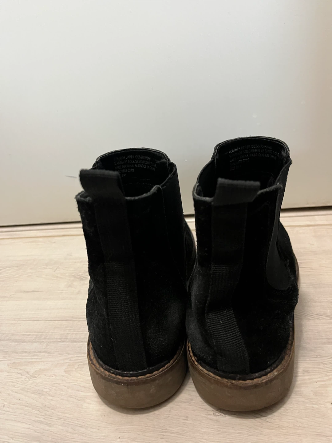 Men’s Black Ankle Boots Size 8 - photo 3