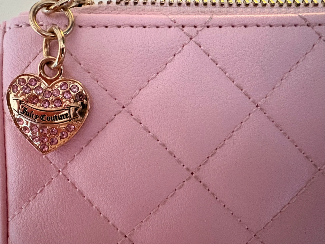 Juicy Couture Pink Quilted Wallet - photo 4