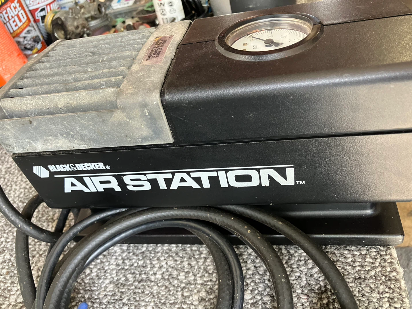Black & Decker Air Station Inflator 9527