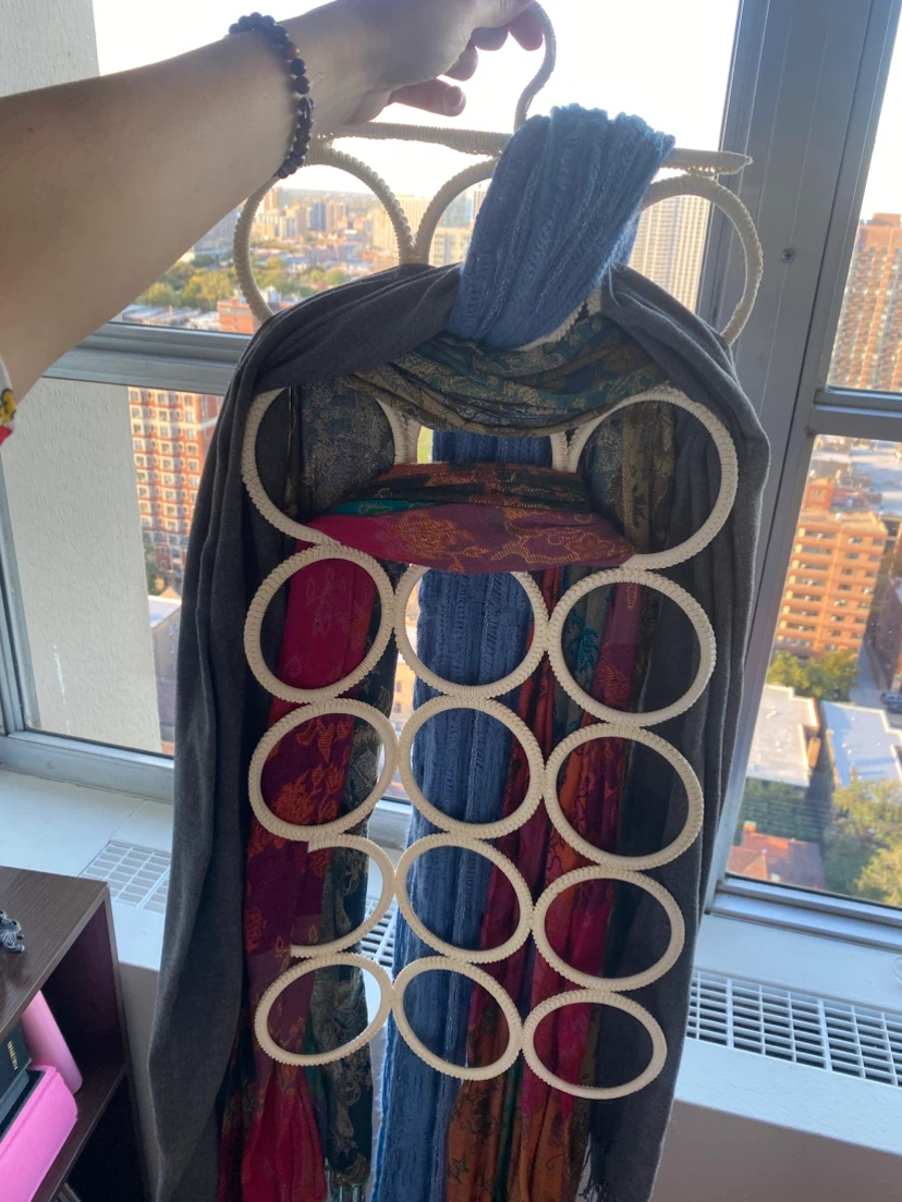 Multi-Circle Scarf Hanger
