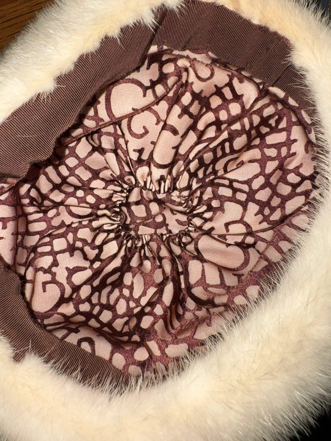 Mink White Fur Hat - photo 5