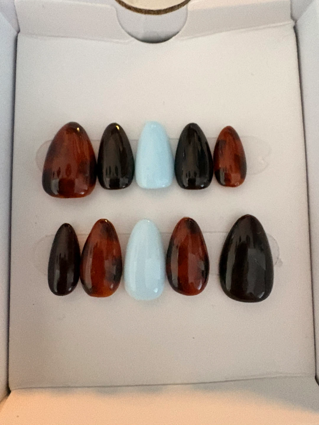 Press-on nail set in tortoise and blue - photo 3