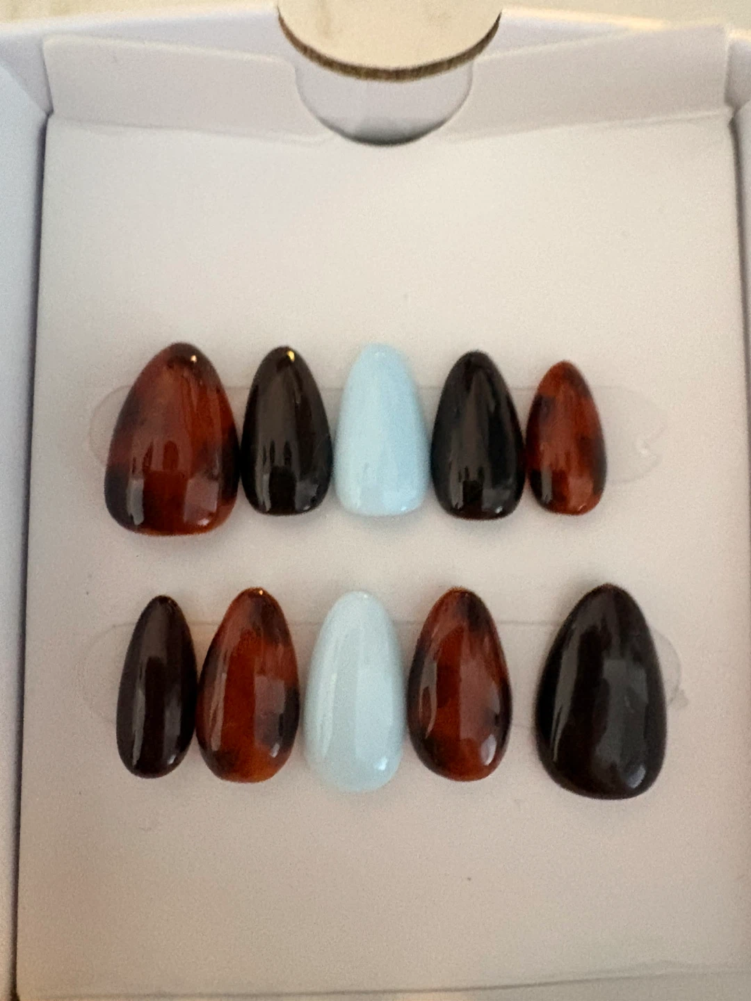 Press-on nail set in tortoise and blue - photo 4
