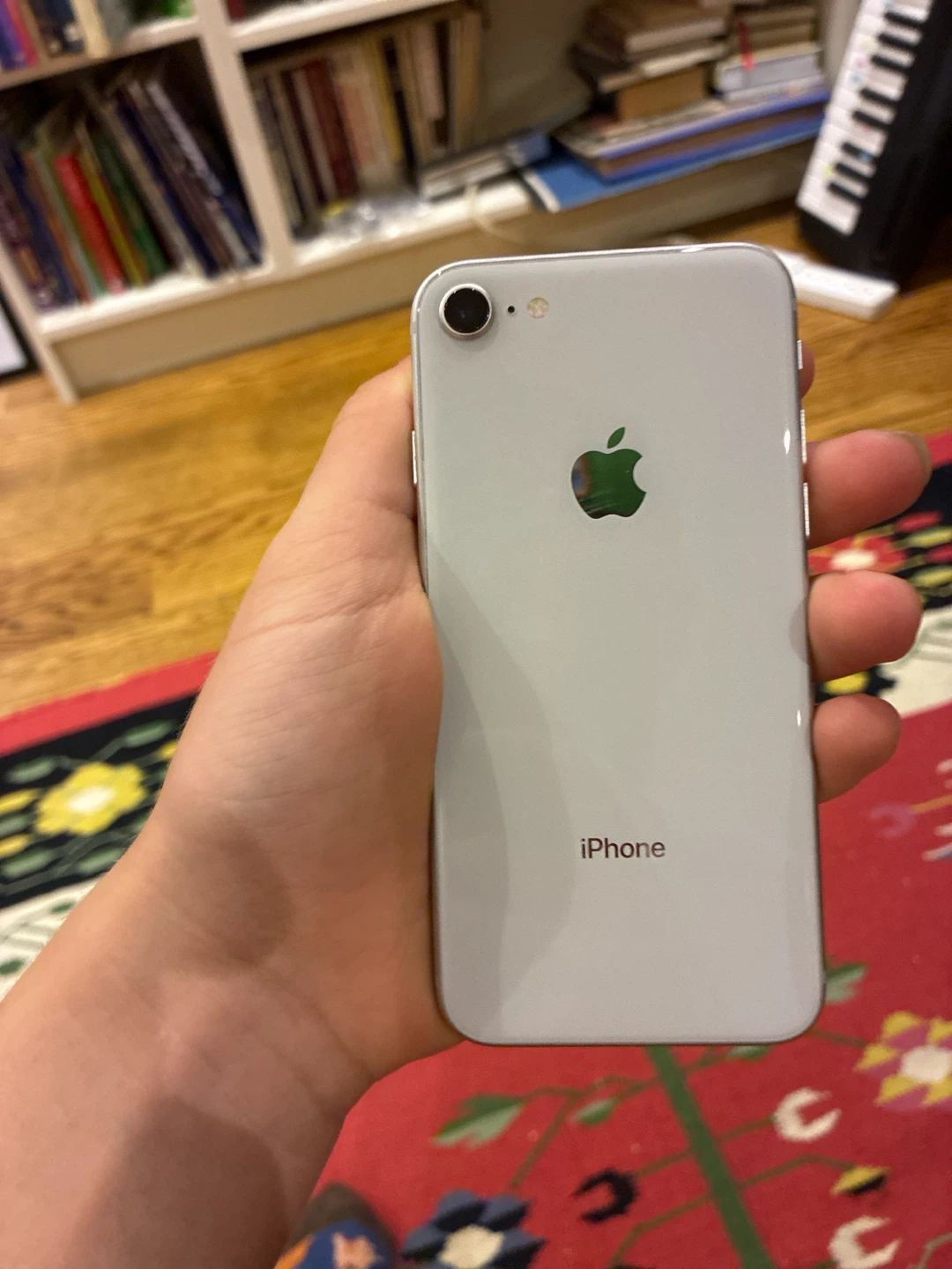 Apple iPhone Silver second generation  SE