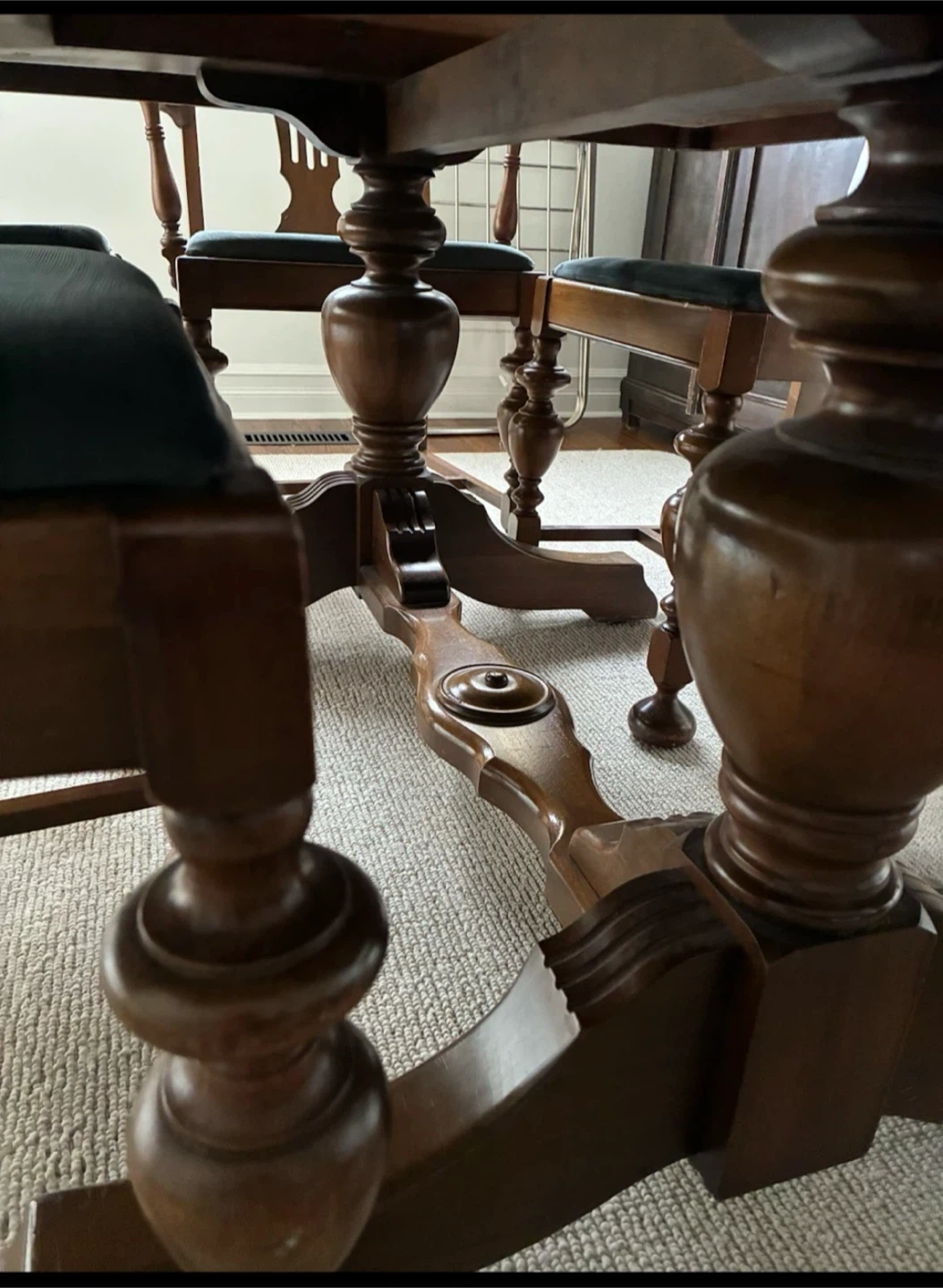 Table and chairs - extendable - photo 2
