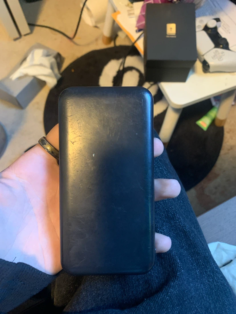 Black Portable Power Bank - photo 2