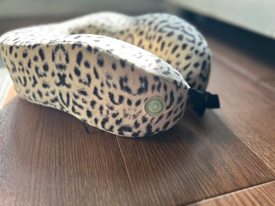 Memory Foam Leopard-Print Massage Neck Pillow - photo 2