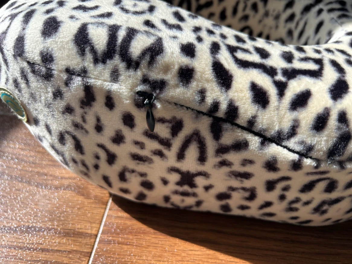 Memory Foam Leopard-Print Massage Neck Pillow - photo 4