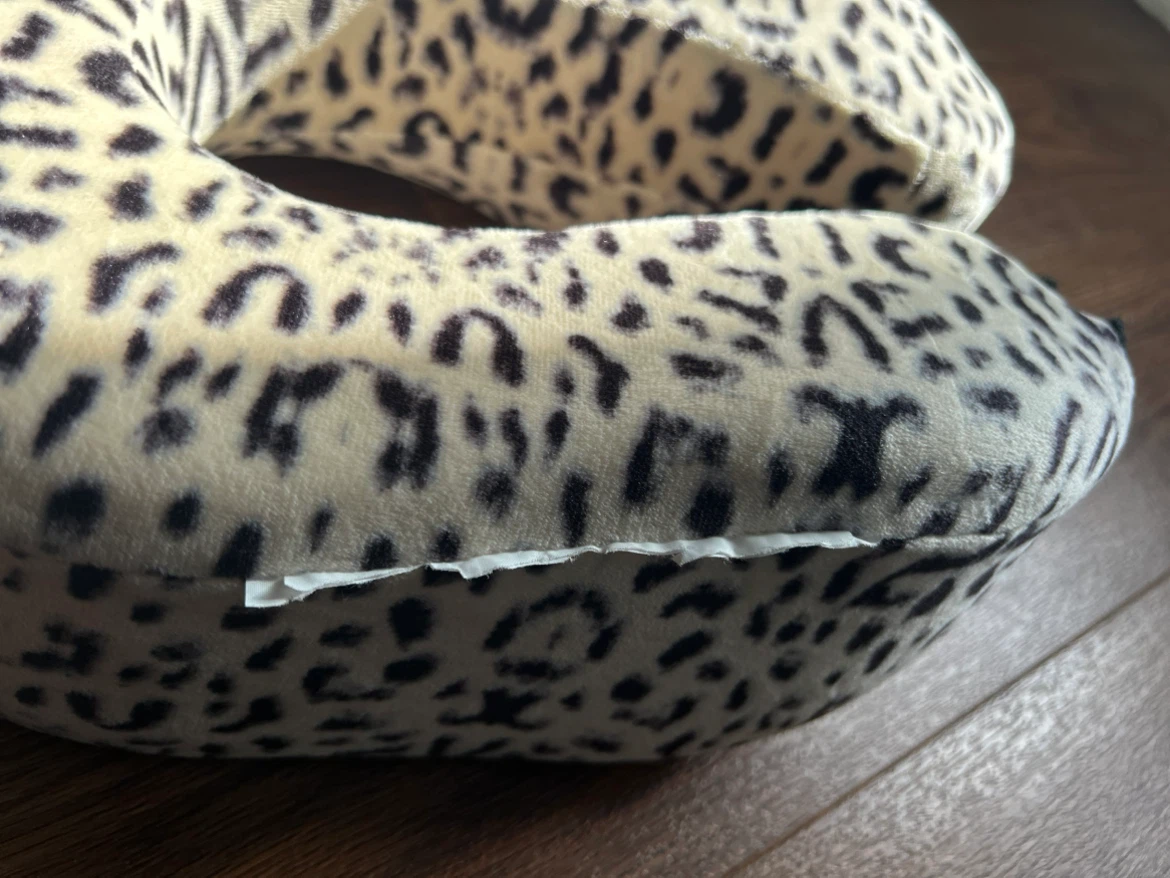 Memory Foam Leopard-Print Massage Neck Pillow - photo 5