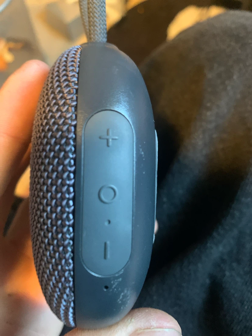 Onn. portable Bluetooth speaker - photo 3