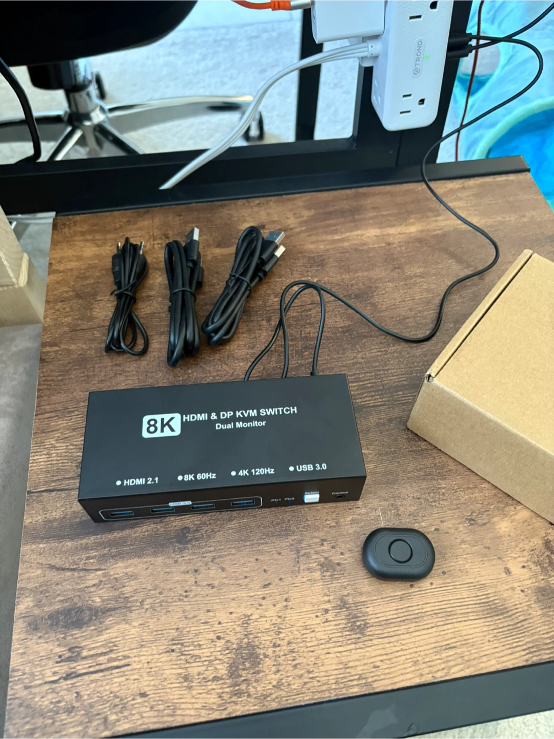 Brand New 8K HDMI & DisplayPort Dual Monitor KVM Switch - photo 3