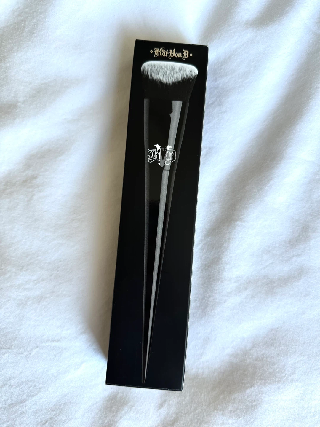 🆕 KVD Lock-it Edge Foundation Brush - photo 2