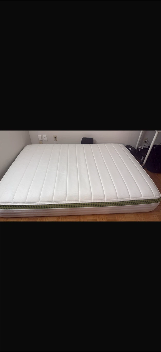 Queen size mattress - photo 2