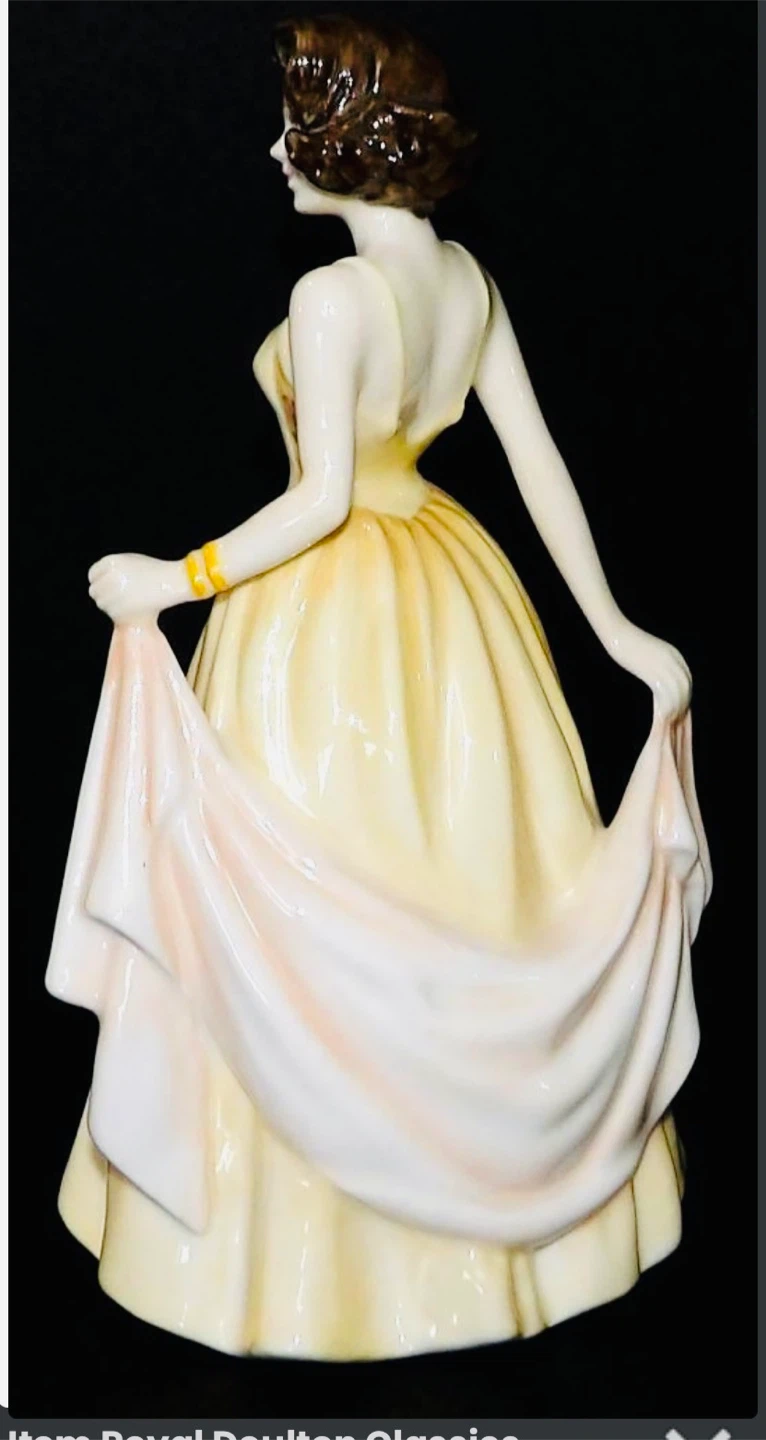 RARE Royal Doulton Jennifer HN 4248 Figurine - photo 2