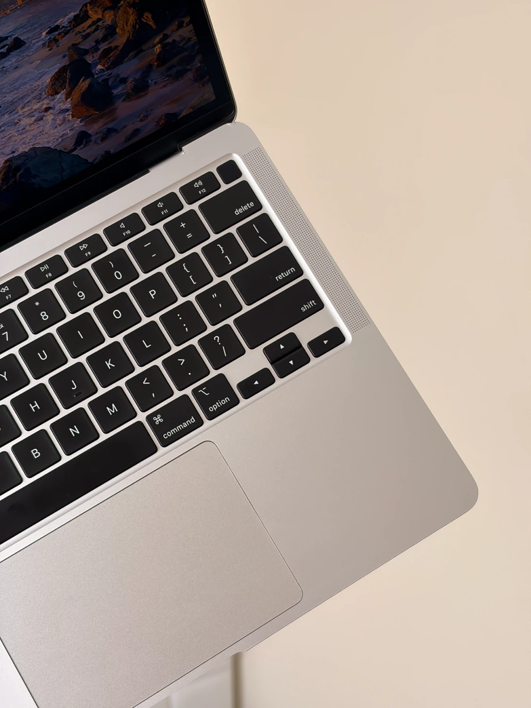 MacBook Air (Retina, 13-inch, 2020) — i5 / 8GB / 500GB - photo 3