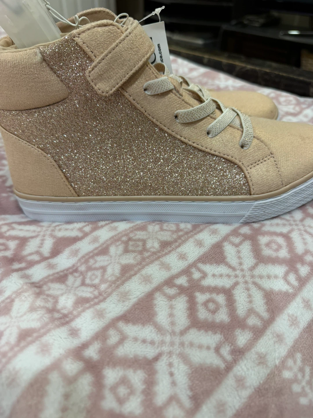 The Children's Place Rose Gold High-Top Sneakers Size 5 - photo 3