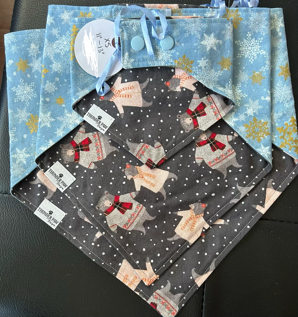 New! Reversible pet bandana in 4 patterns