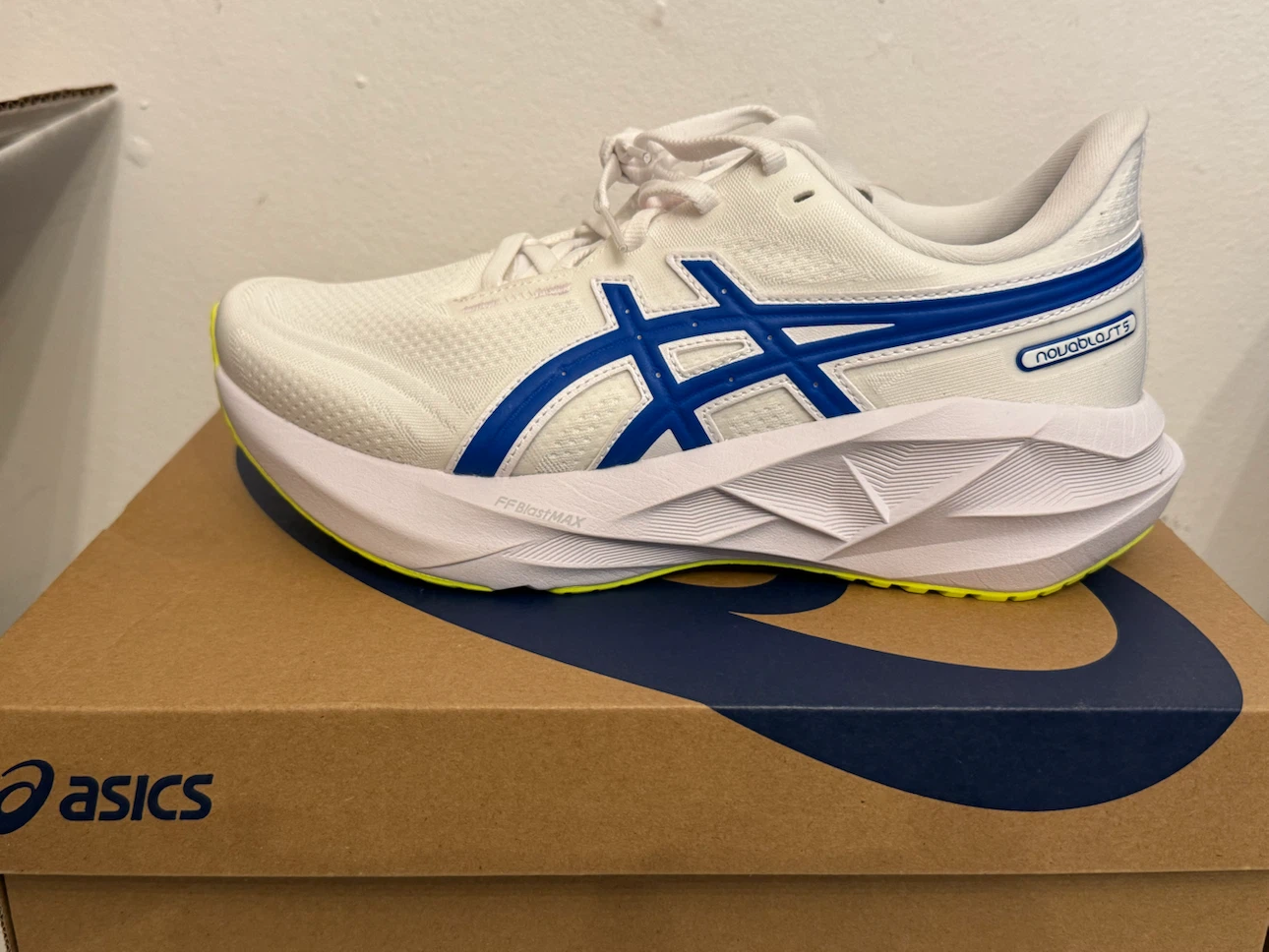 Asics Novablast 5 ATC Women's Running Shoes - White/Blue