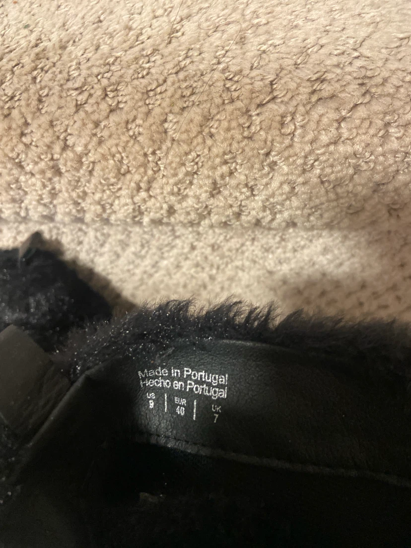 ALDO Black Faux Fur Lace-Up Ankle Boots - photo 3