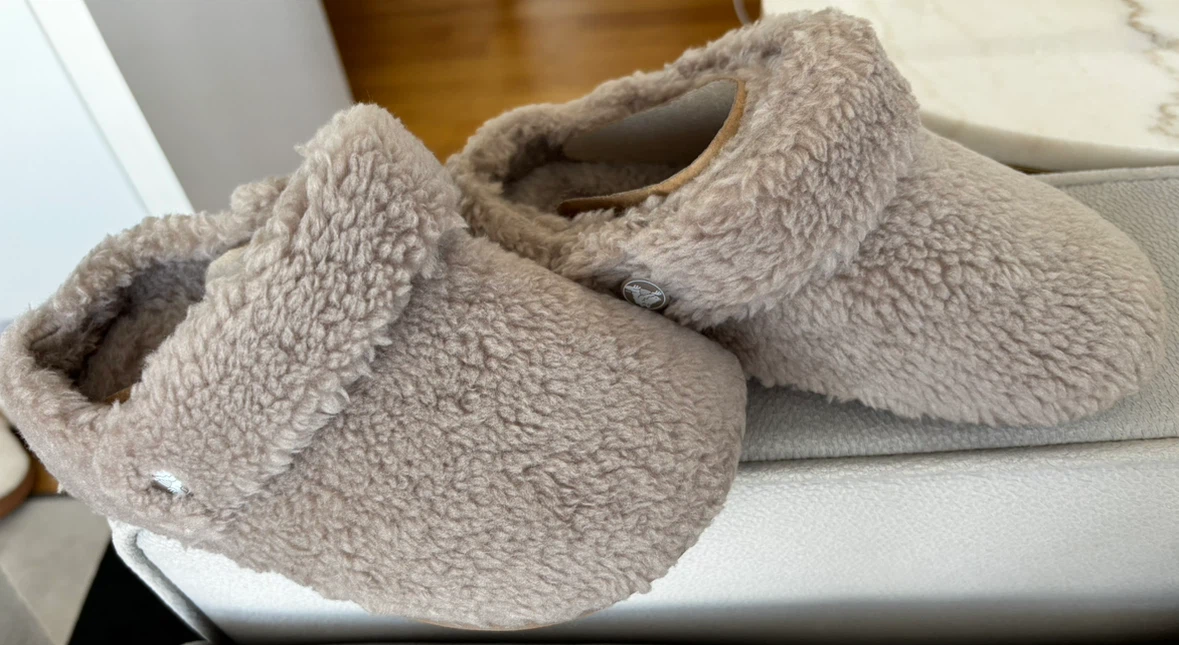 New CROCS Kids' or Women Classic Cozzzy Slipper Beige Fleece