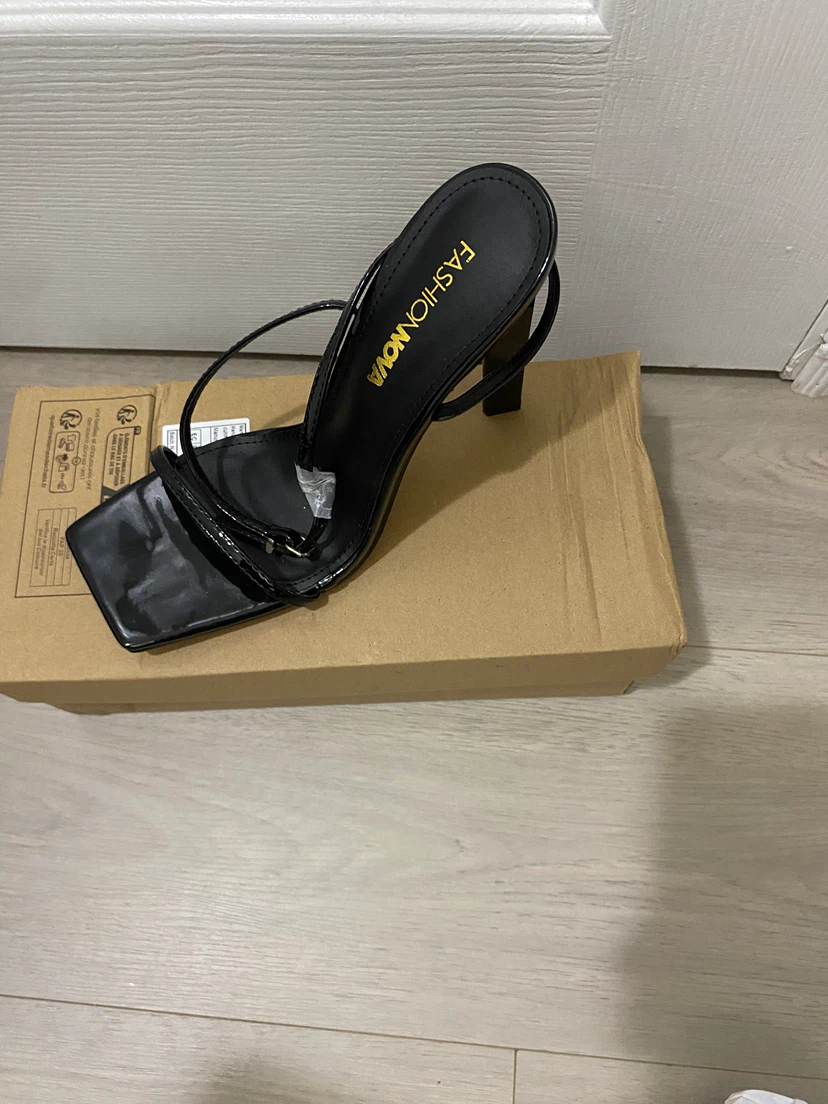 Fashion Nova Black Strappy Heels - photo 4
