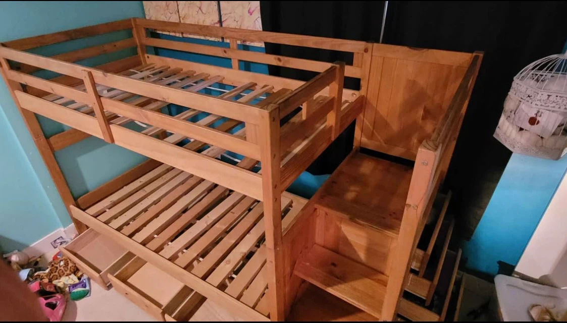 Wood bunk bed with stairs and lot of drawers - photo 4