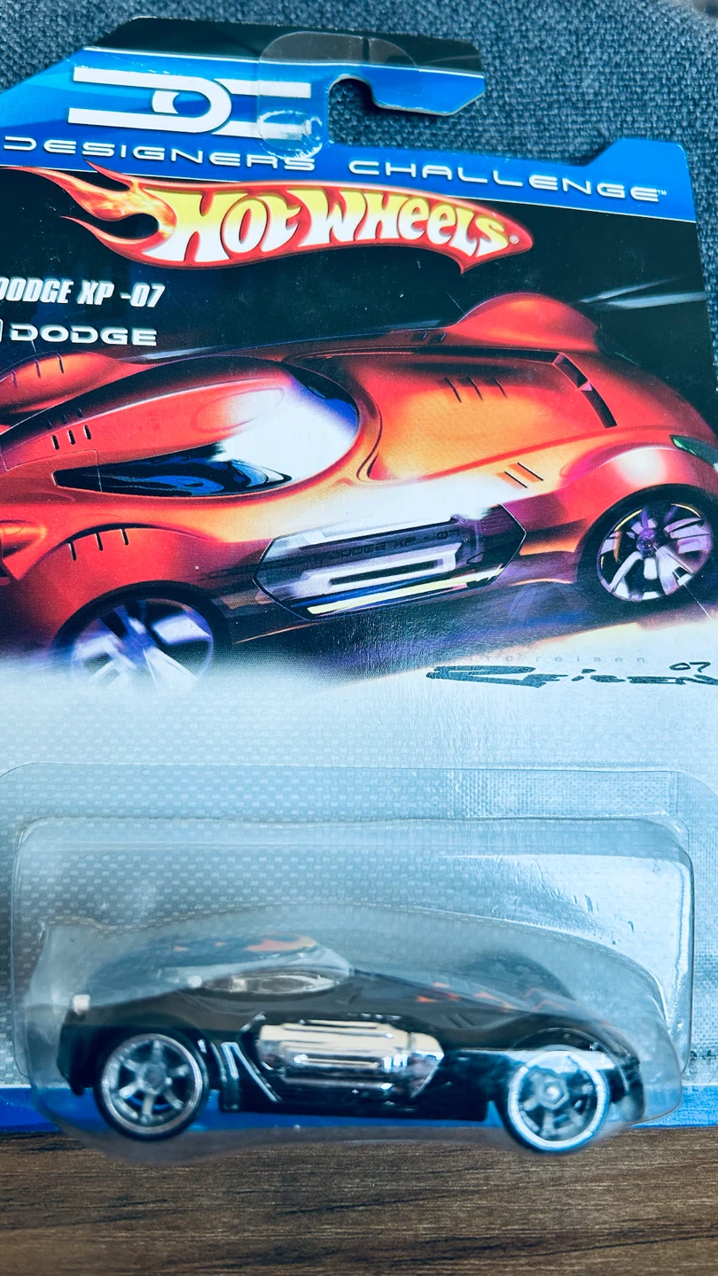 2008 Hot Wheels Designer’s Challenge – 3 Collectible Cars - photo 4