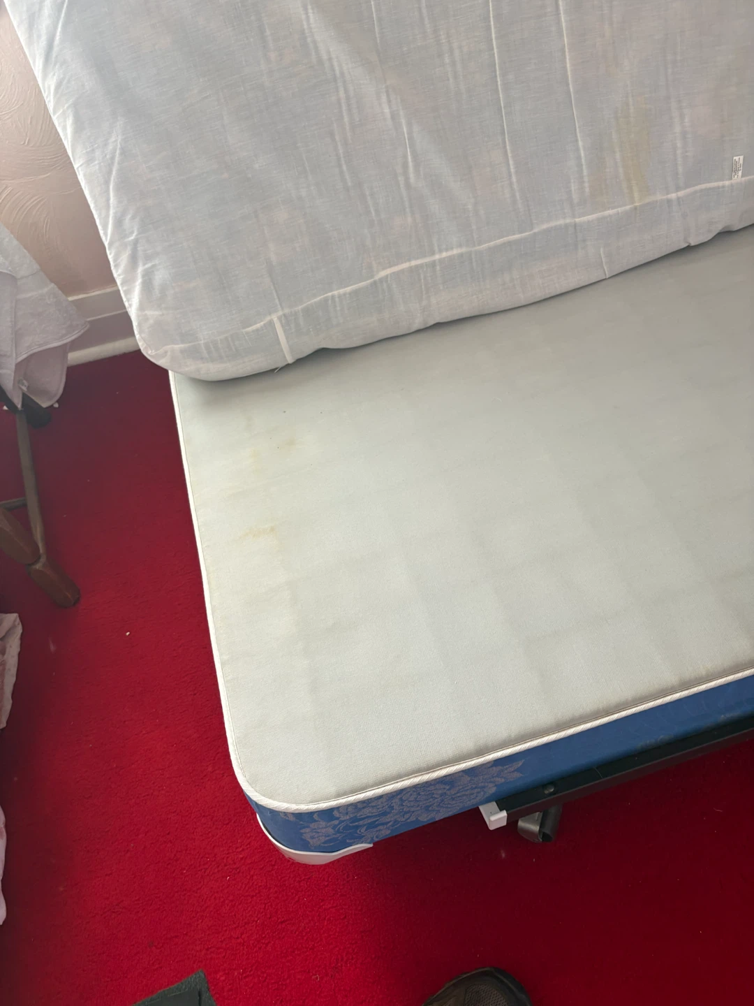 Single Bed with Metal Frame - photo 4