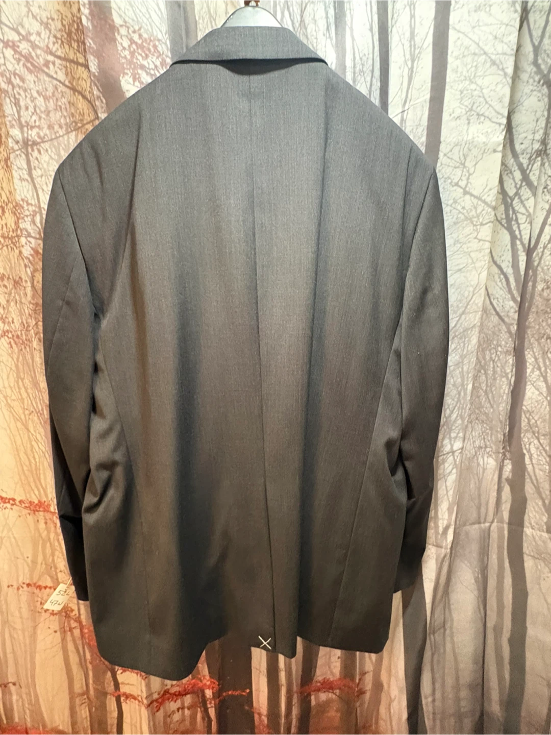 Joseph & Feiss Suit - photo 2