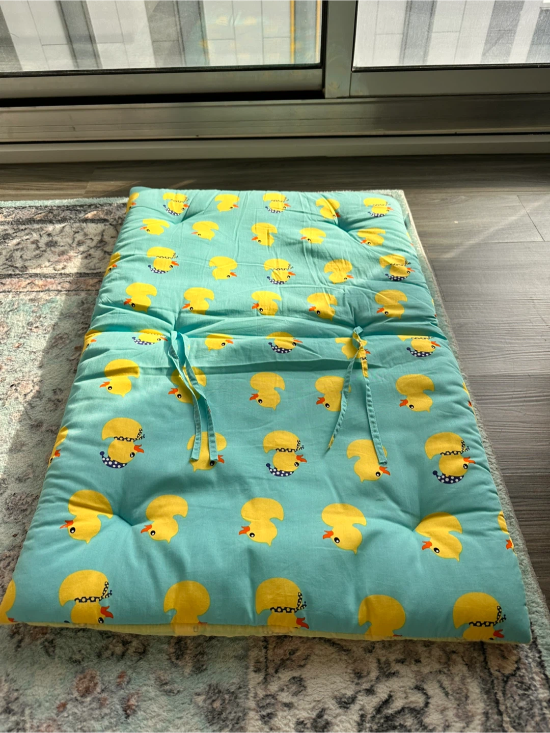 Foldable Baby Lounger, Mosquito Net, Extra Mattress, Duck Print - photo 3