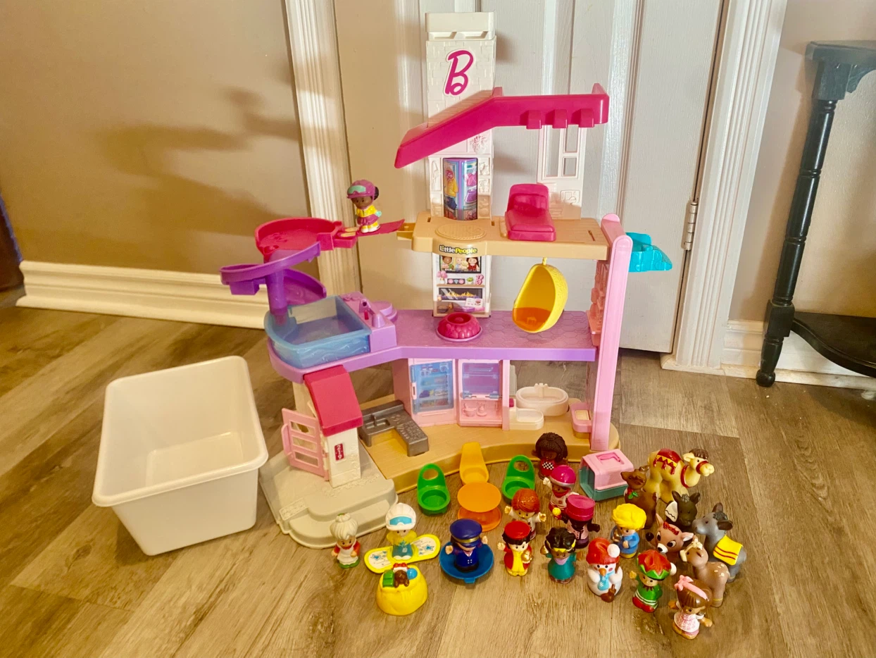 Barbie little people dream house playset