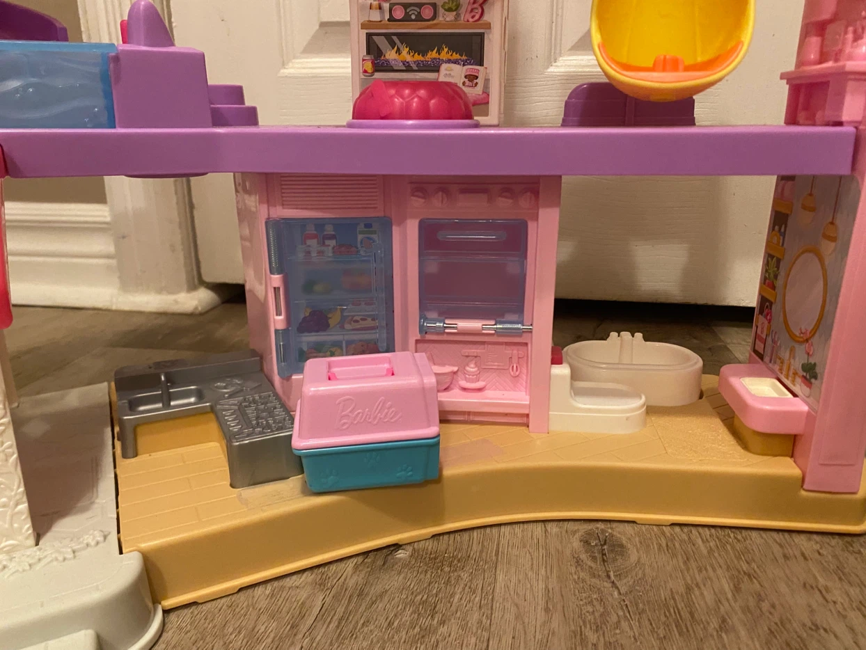Barbie little people dream house playset - photo 4