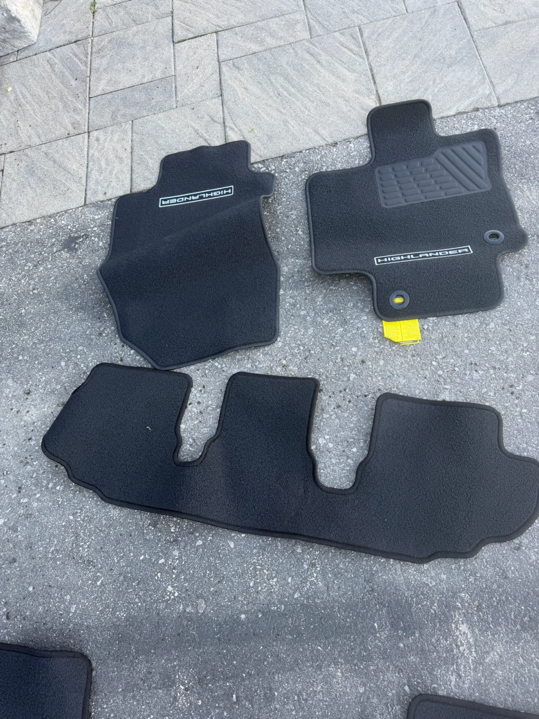 2020-2026 Toyota Highlander Carpet Floor Mats - photo 2