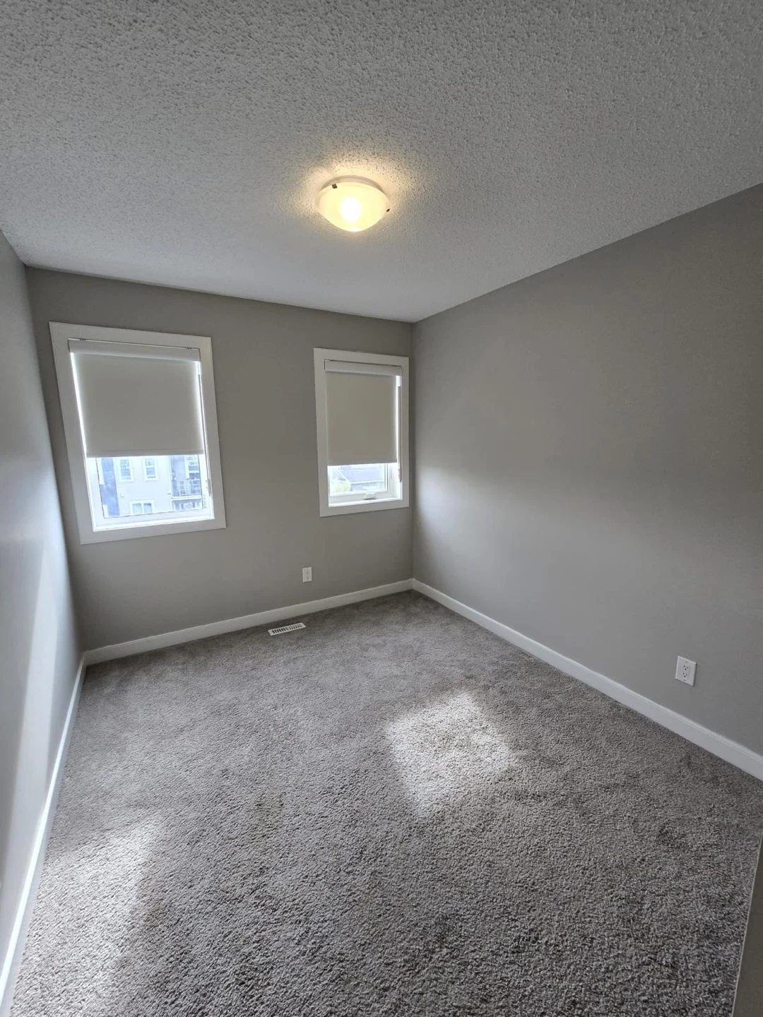 Beautiful Three bedroom + office townhouse - photo 5