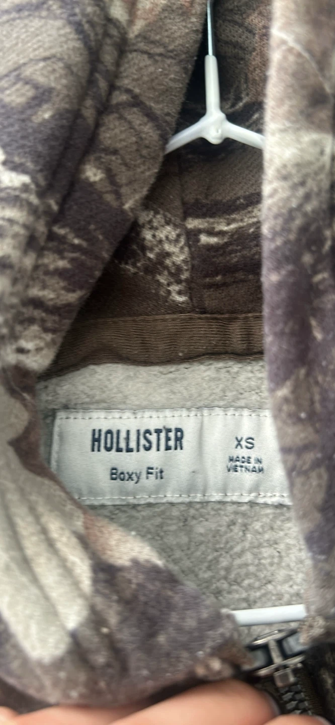 Hollister Boxy Fit Camo Zip-Up Hoodie - photo 2