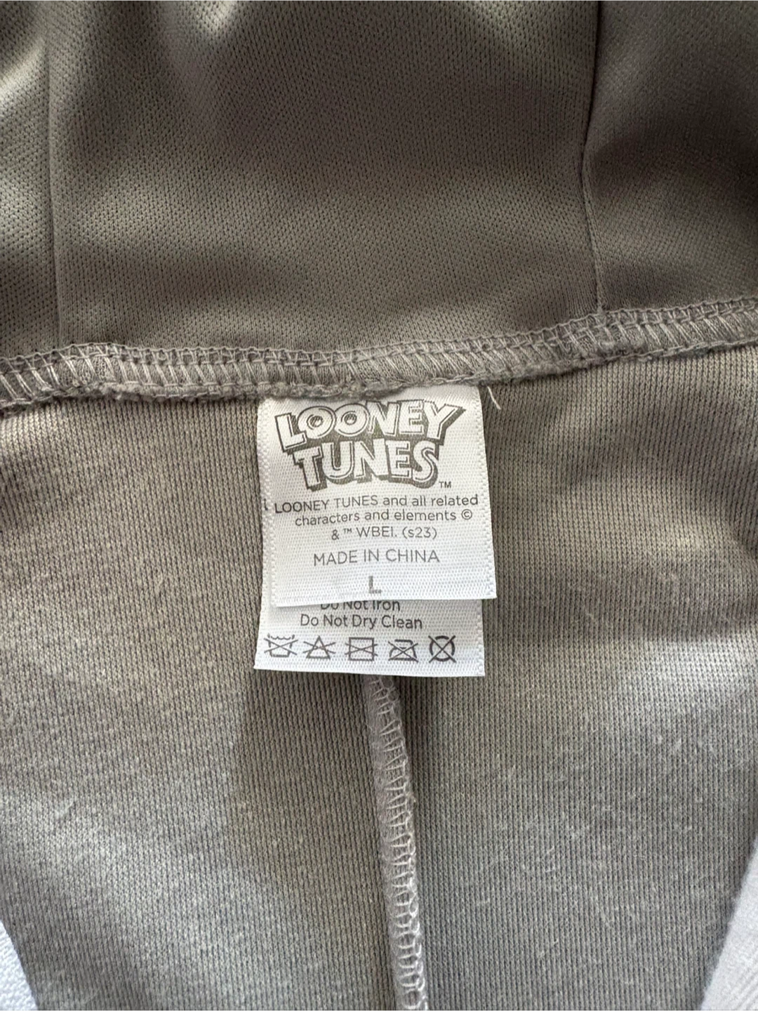 Looney Tunes Bugs Bunny Onesie Size L - photo 2