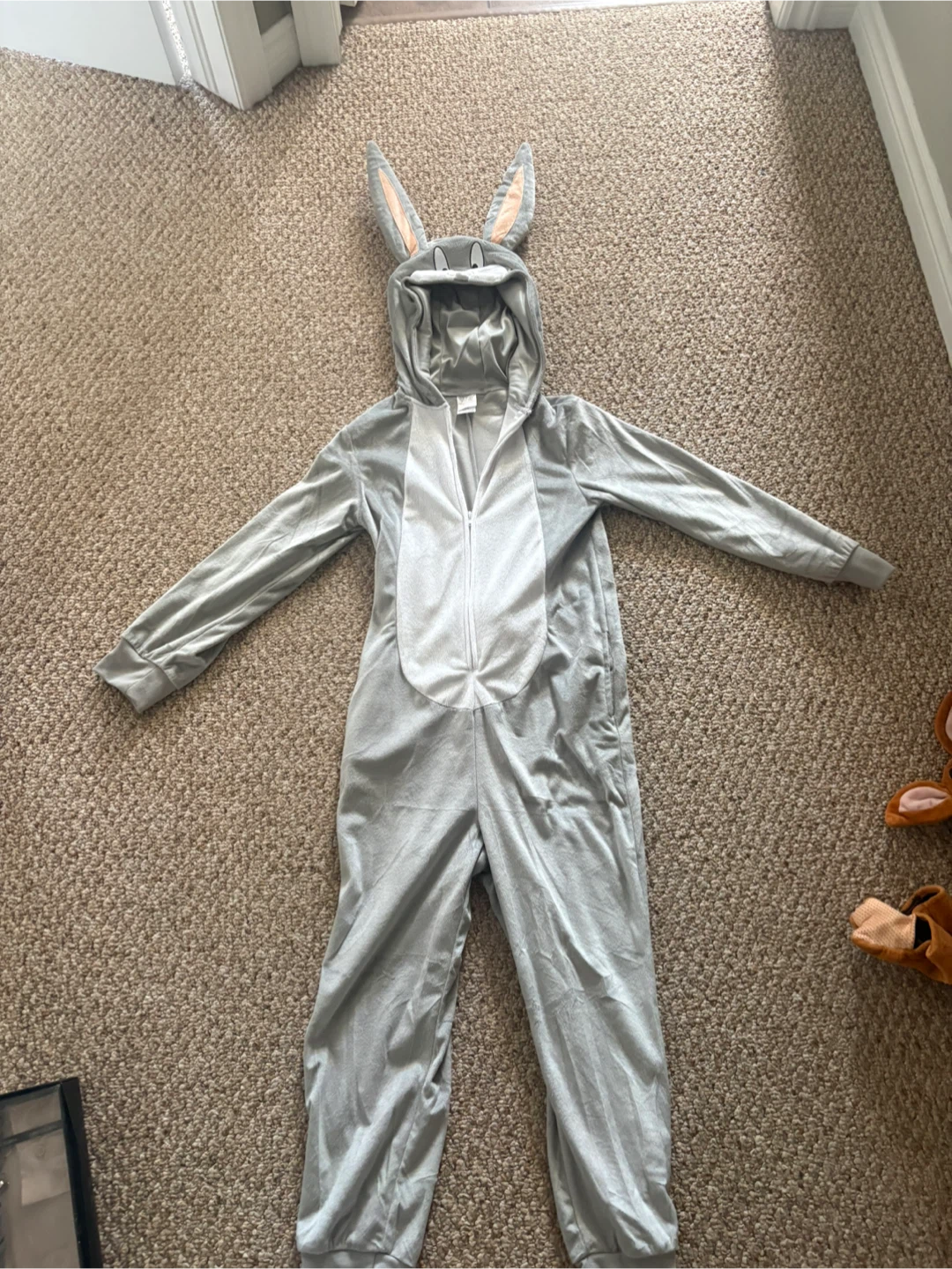 Looney Tunes Bugs Bunny Onesie Size L - photo 4