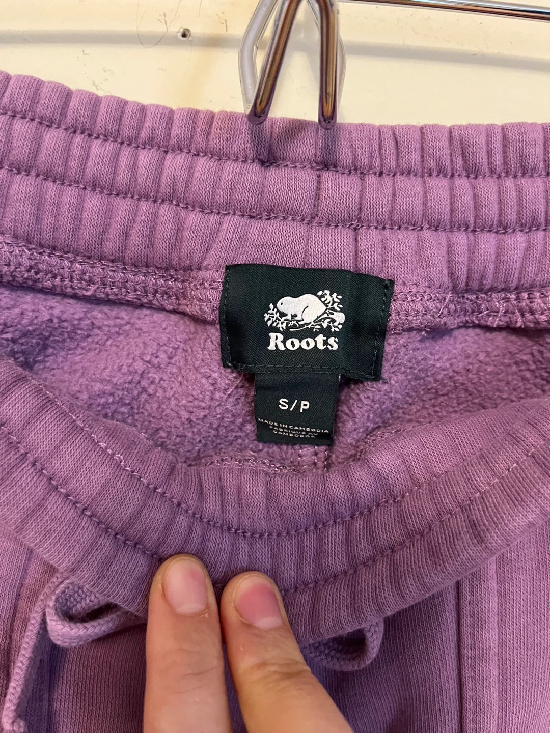 Two pairs of Roots sweatpants size S - photo 3