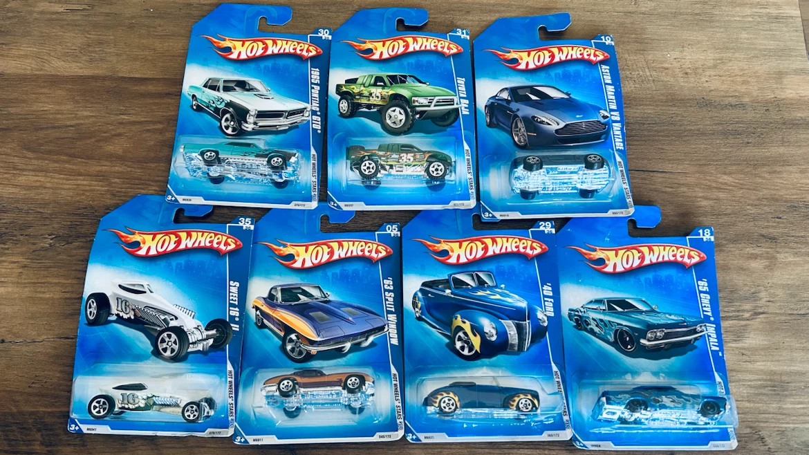 2008 Hot Wheels All Stars – 7 Sealed Diecast Cars – Mattel