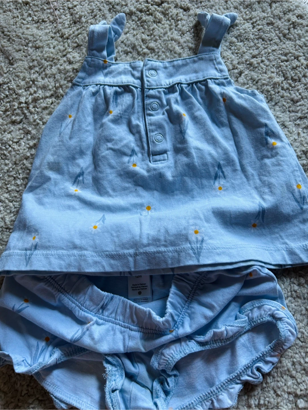 Carter's Baby Girl 2-Piece Set 12m - photo 3